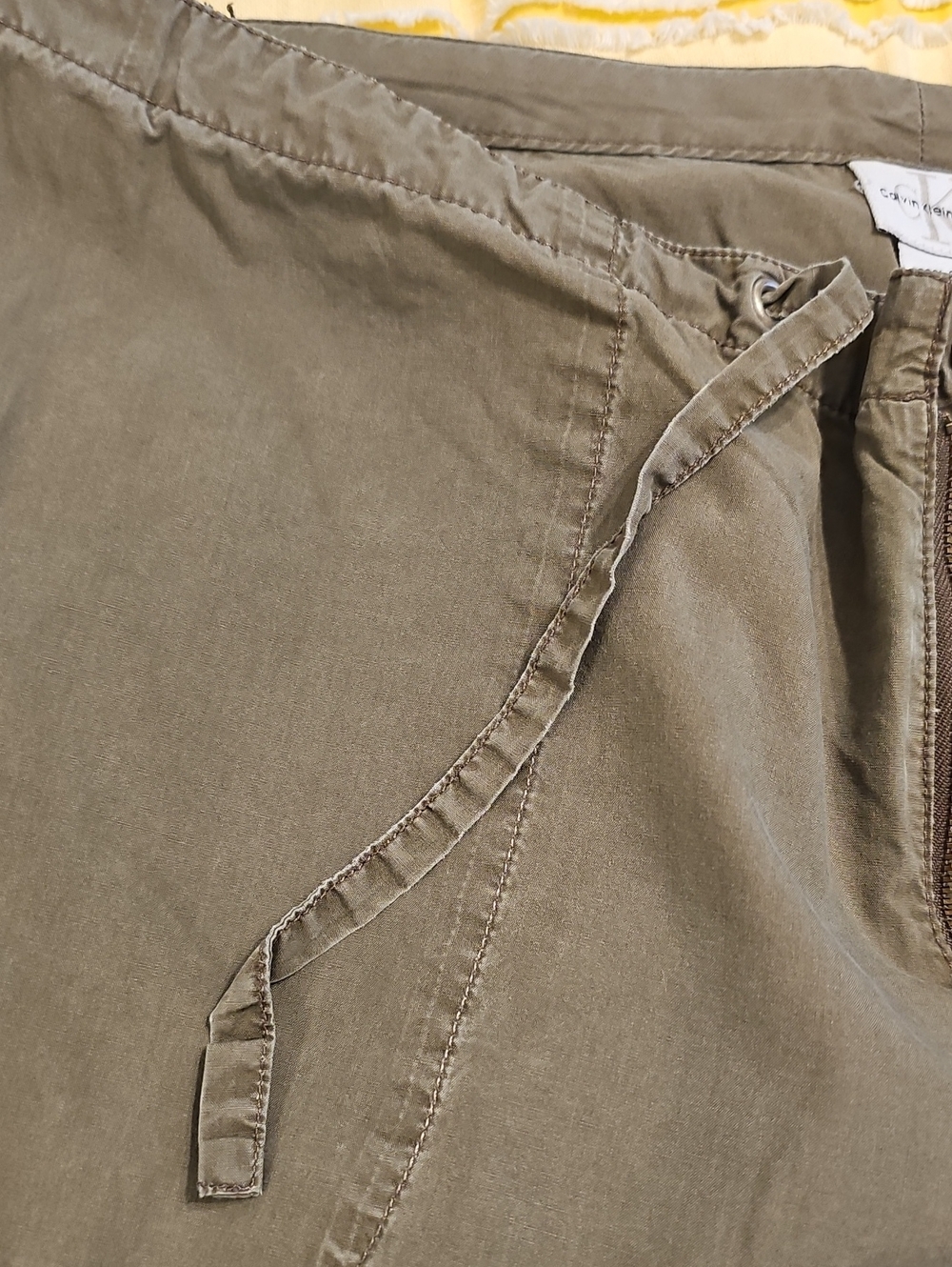 Calvin Klein Jeans Olive Green Cotton Pants - Picture 6 of 13